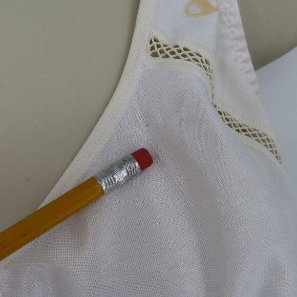 Champion 34D Sports Bra Underwire Mesh Accent Solid White Unlined Wide Straps - Picture 5 of 16